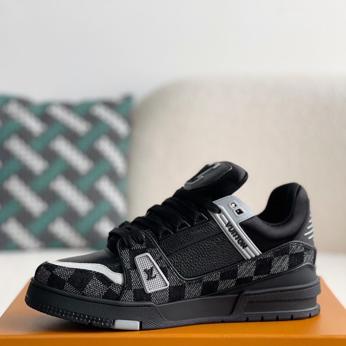 Trainer Damier Black