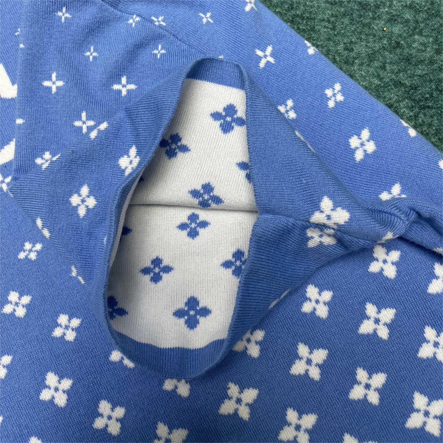 Blue Gradient Print T shirt