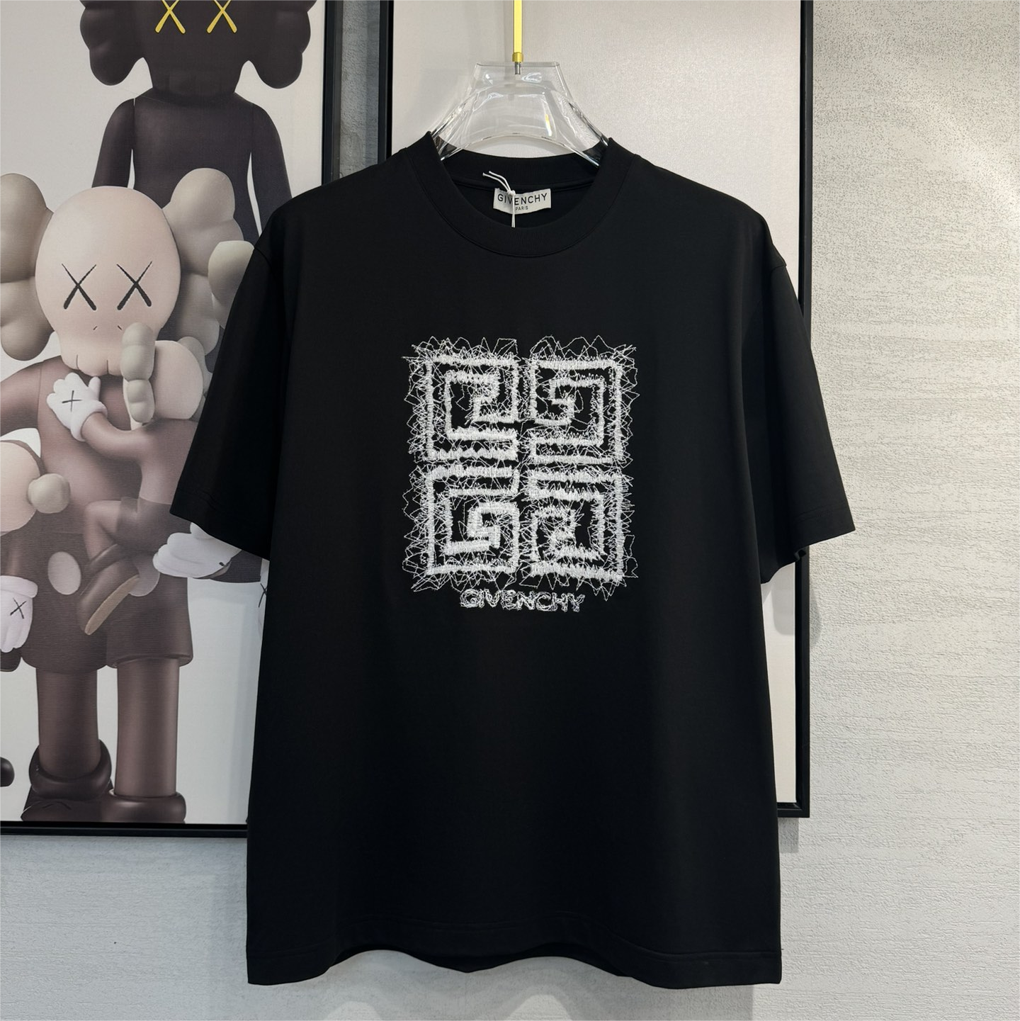 Embroidered Willow T-shirt