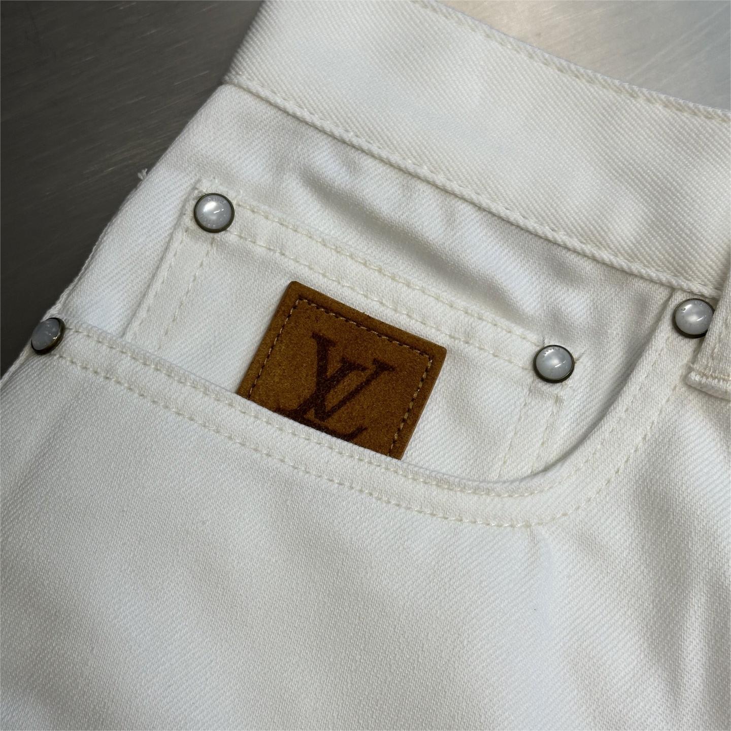 Embroidered Skateboard Denim Shorts