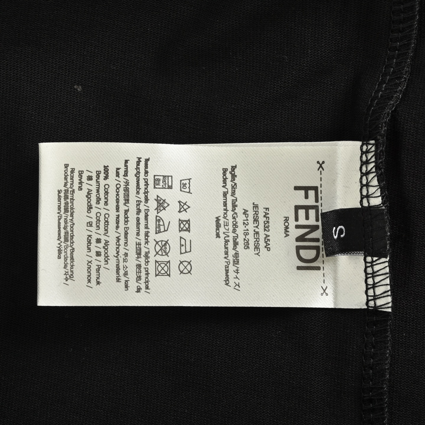 Short-sleeved T-shirt with lettering logo print