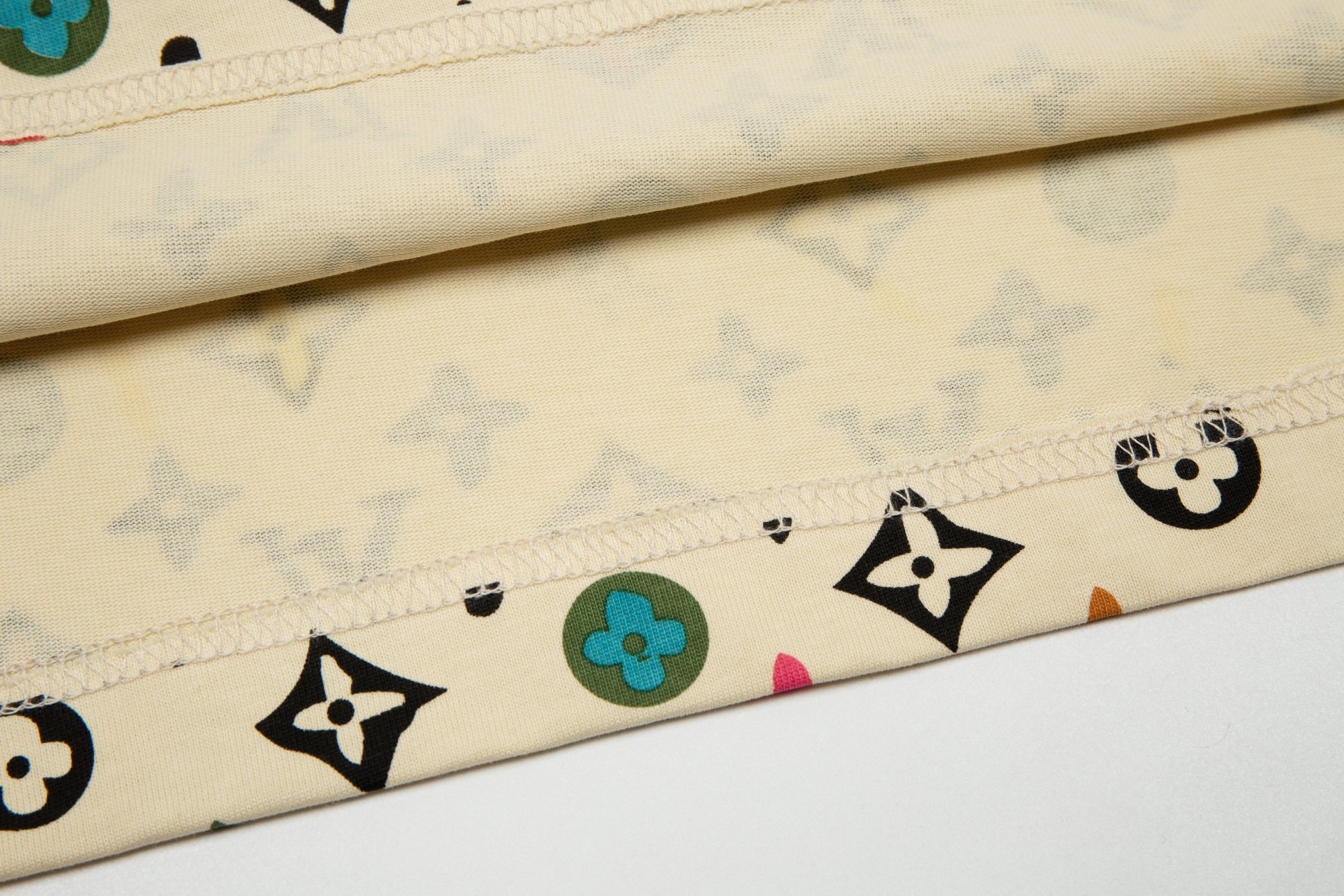 Men's short-sleeved shirt with puppy logo print