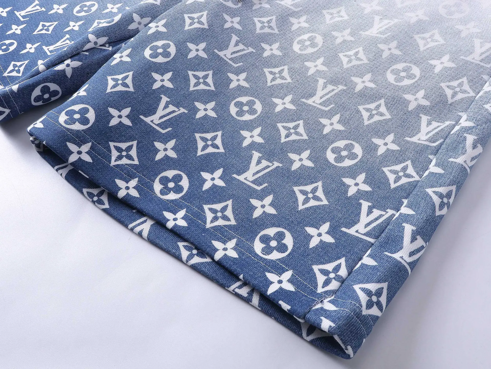 Gradient Printed Shorts