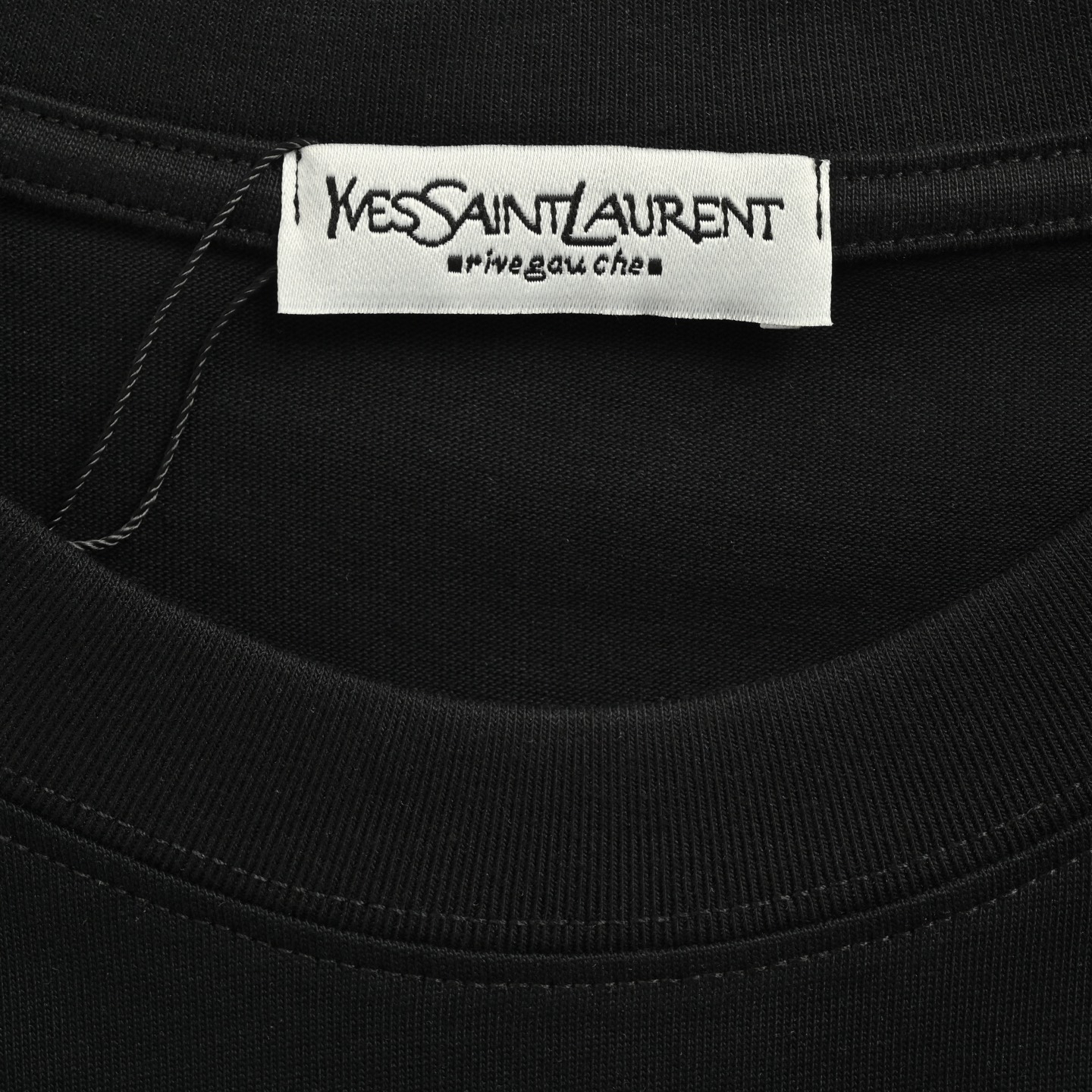 Graffiti print short-sleeved T-shirt