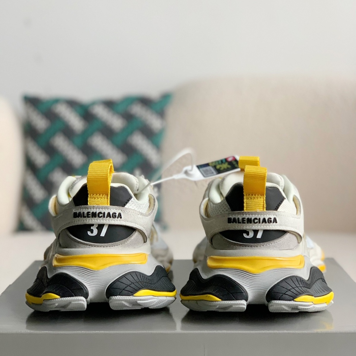 Balenciaga Sneaker Grey Black Yellow