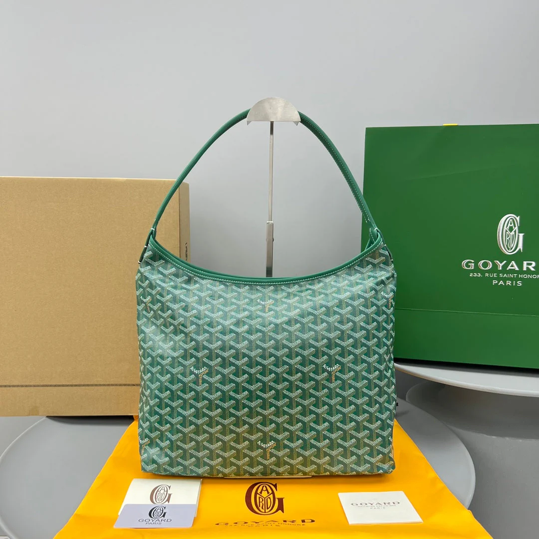 34 In Green Canvas And Calfskin