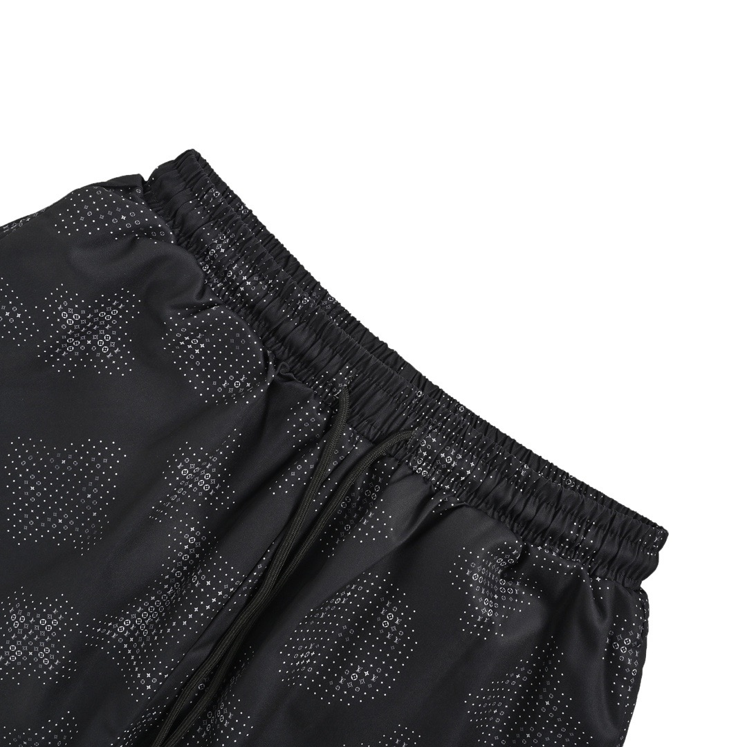 Printed lettering beach shorts