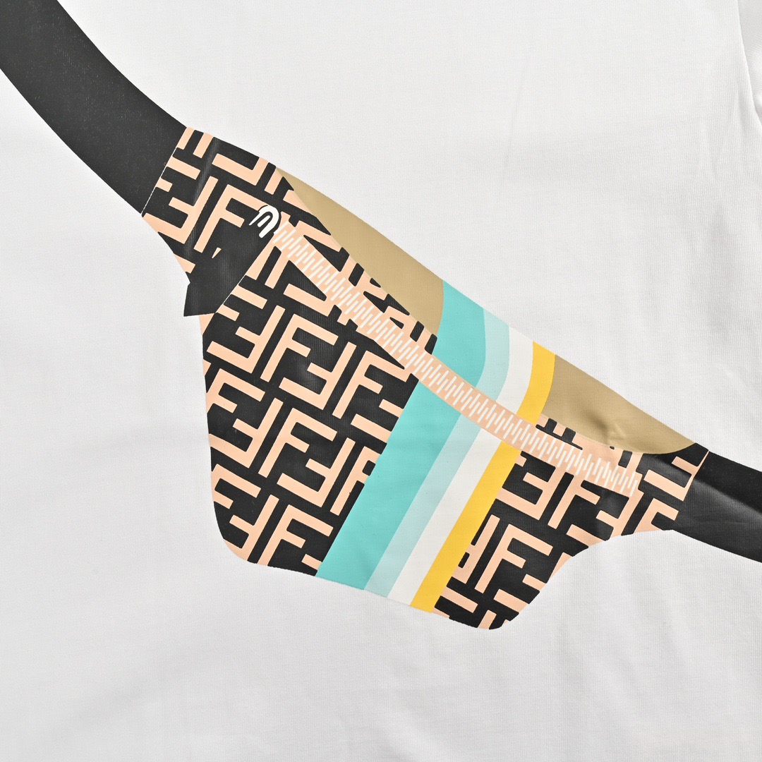 24SS Chest Bag Print Short Sleeve T-Shirt