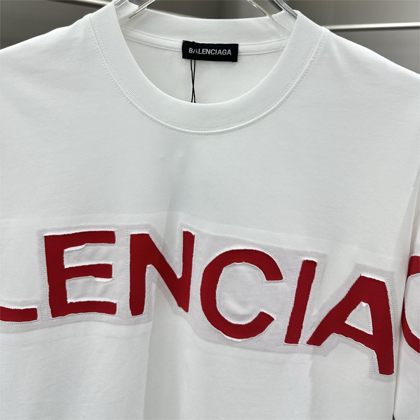 Embroidered patchwork print short-sleeved T-shirt