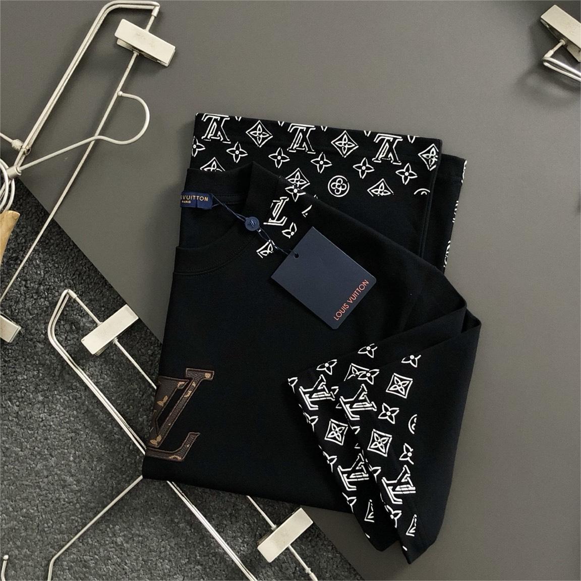 Latest leather embroidery short-sleeved T-shirt