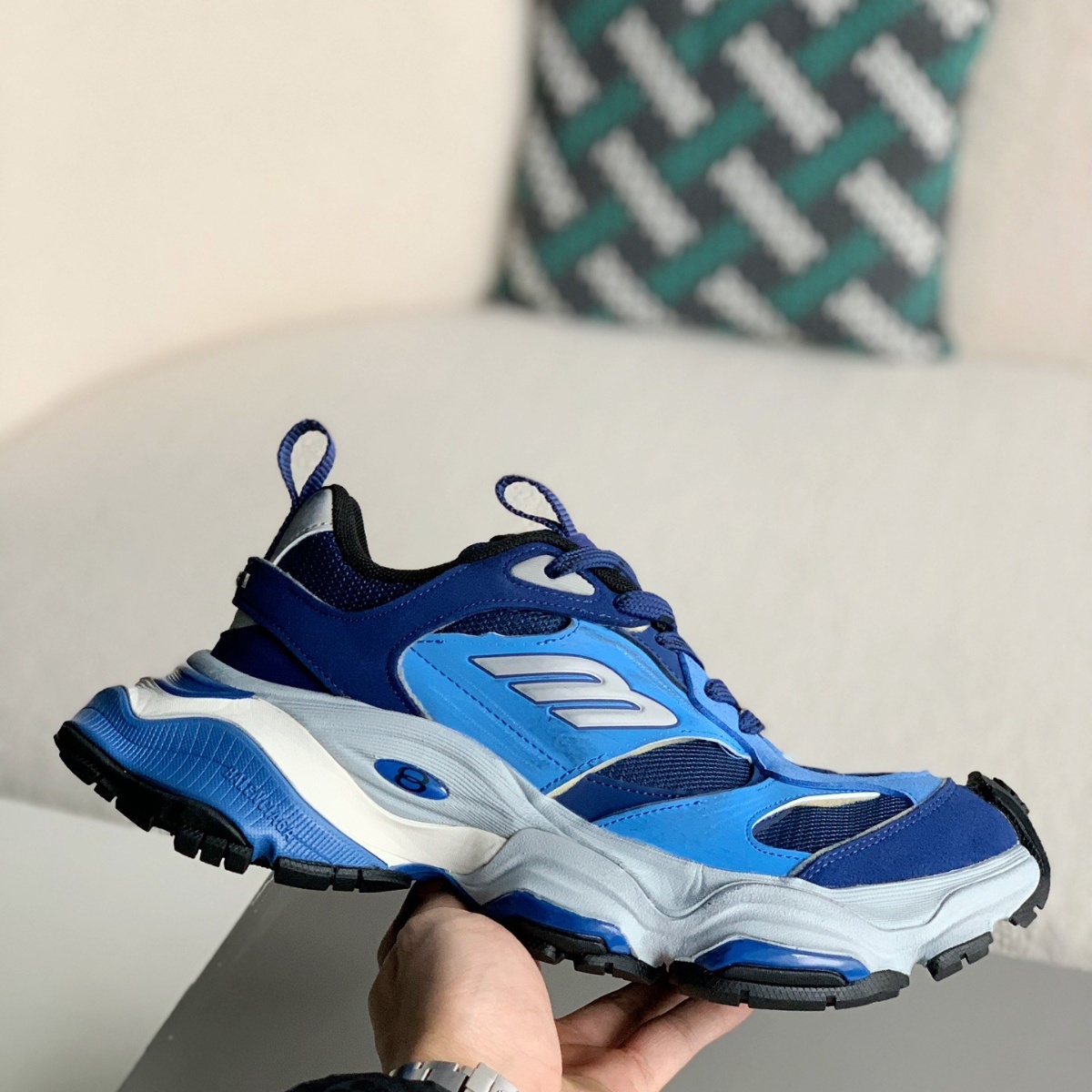 Balenciaga Cargo Sneakers in Blue/White