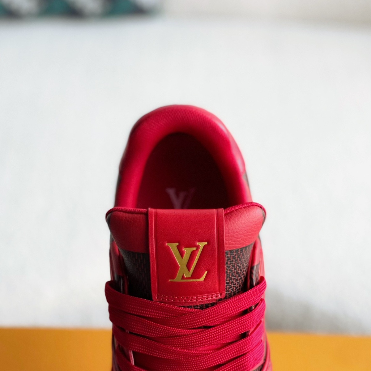 Trainer Red Sneaker