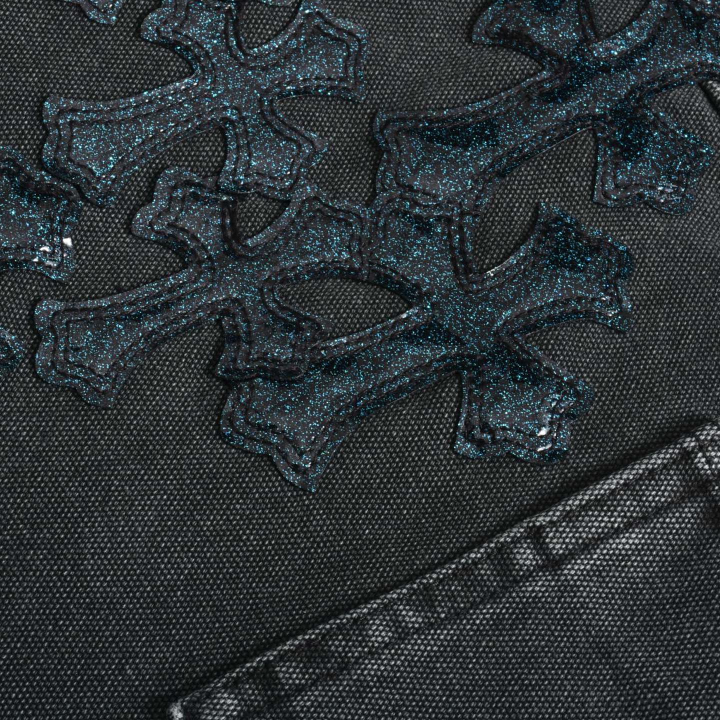 Distressed Cross Jeans