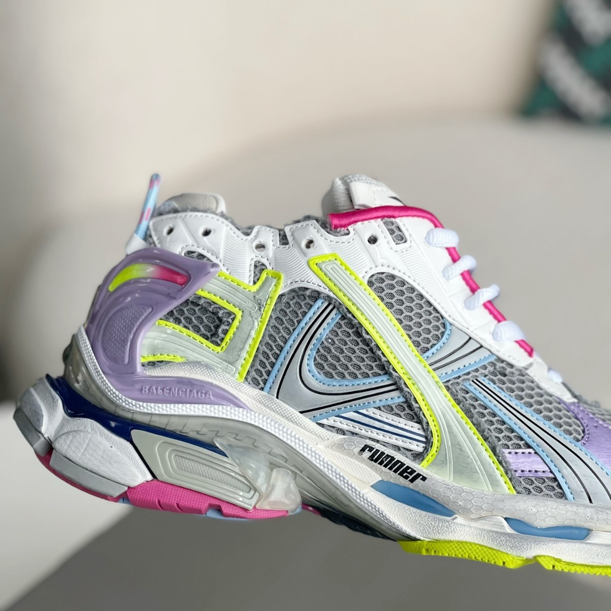 Runner rubber and mesh sneakers