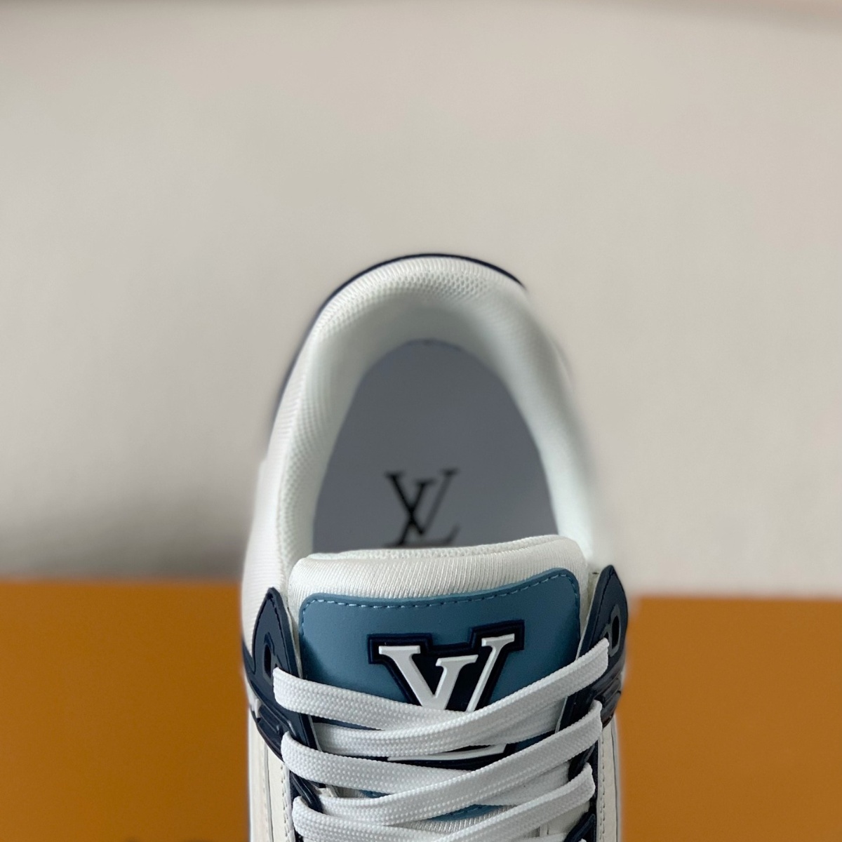 Men's Trainers Blue Beige