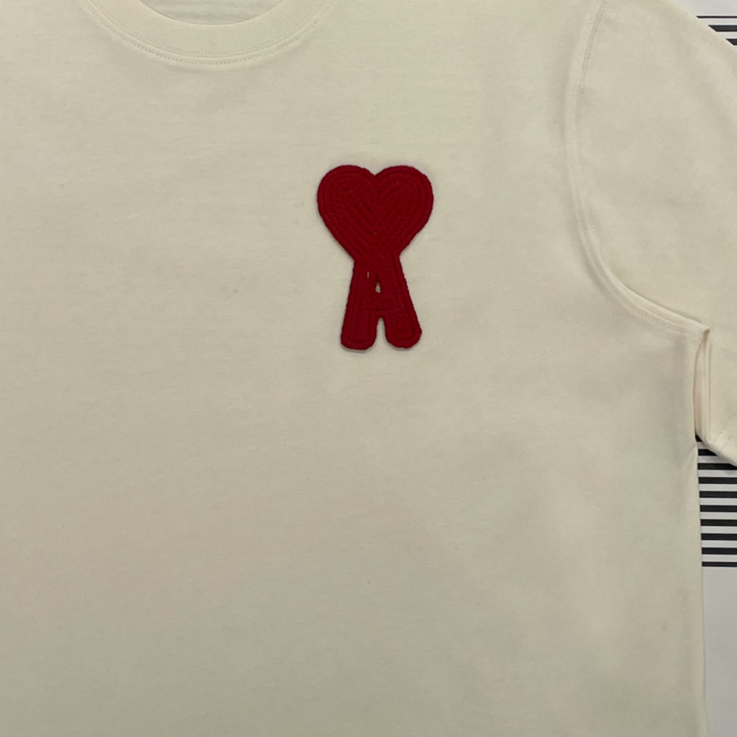 Woven embroidered heart T-shirt