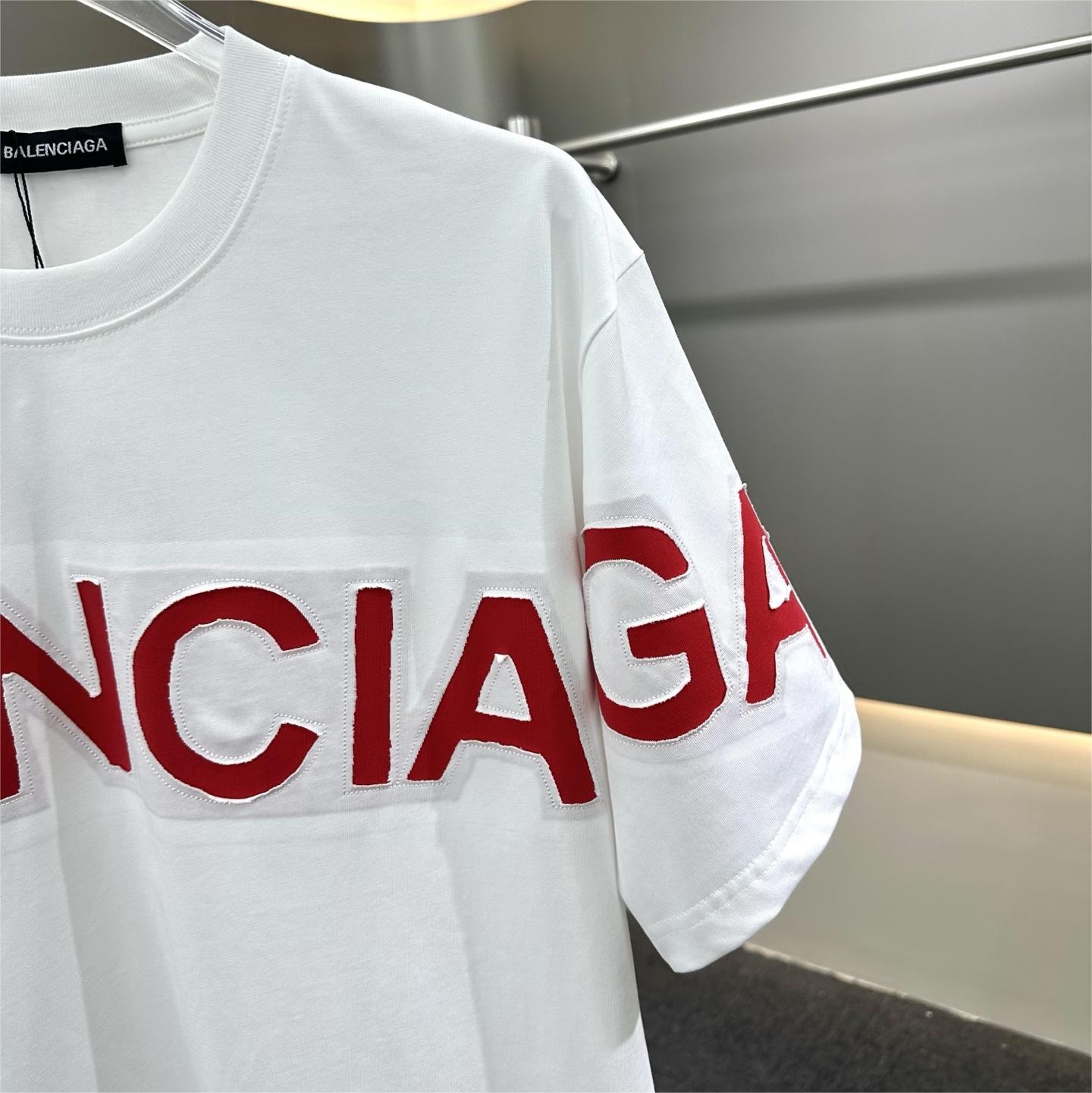 Embroidered patchwork print short-sleeved T-shirt