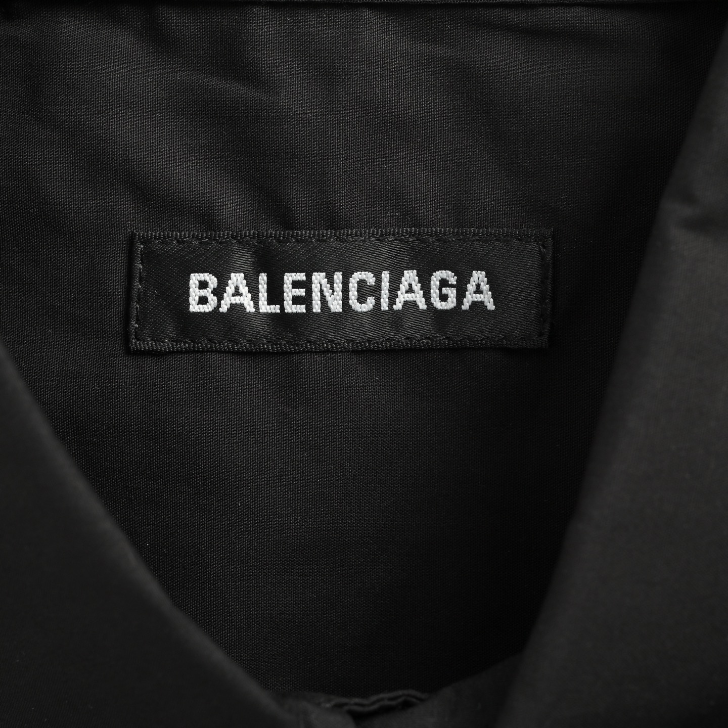 25SS Back Red Tape Short-Sleeve Shirt