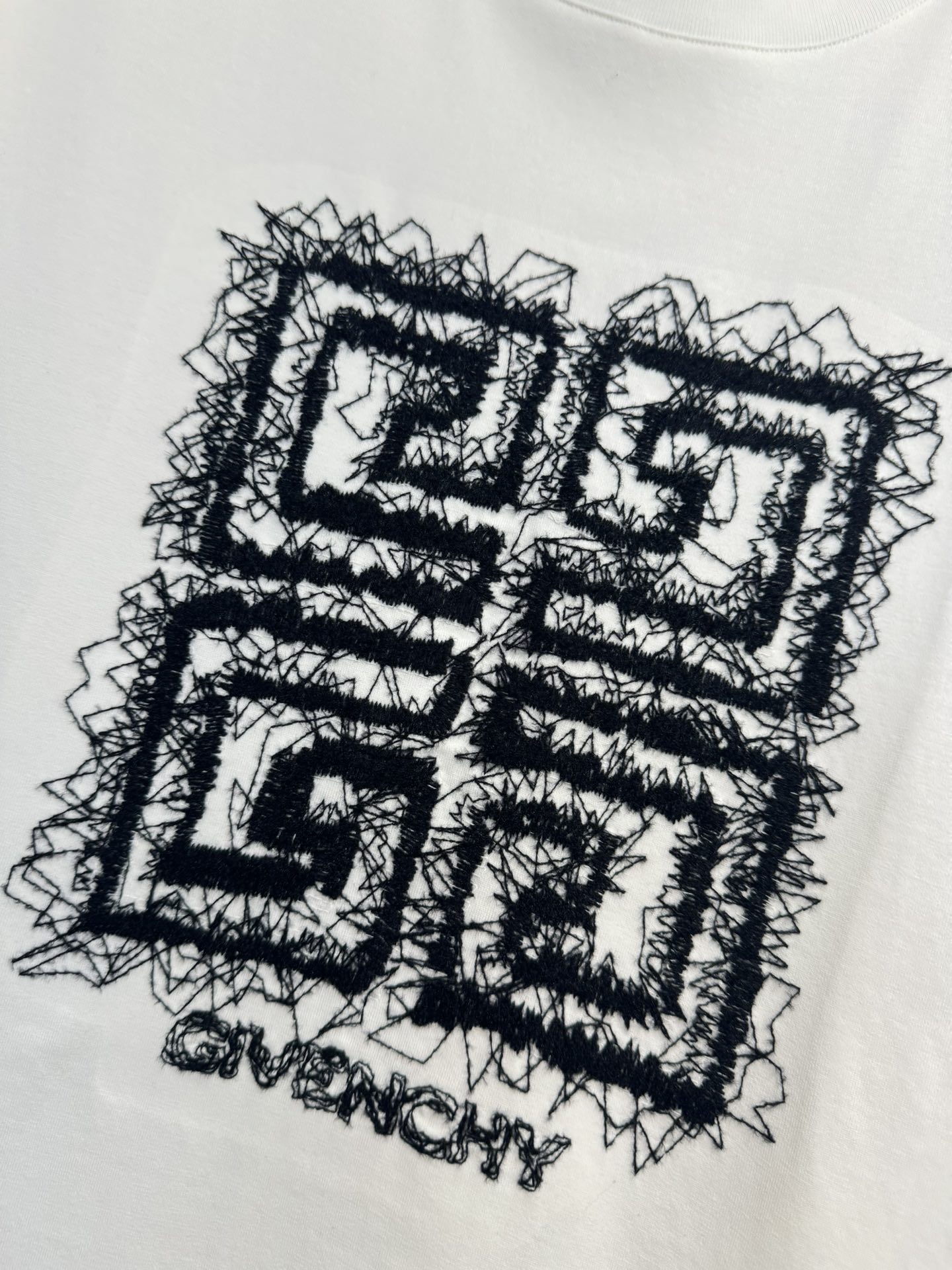 Embroidered Willow T-shirt