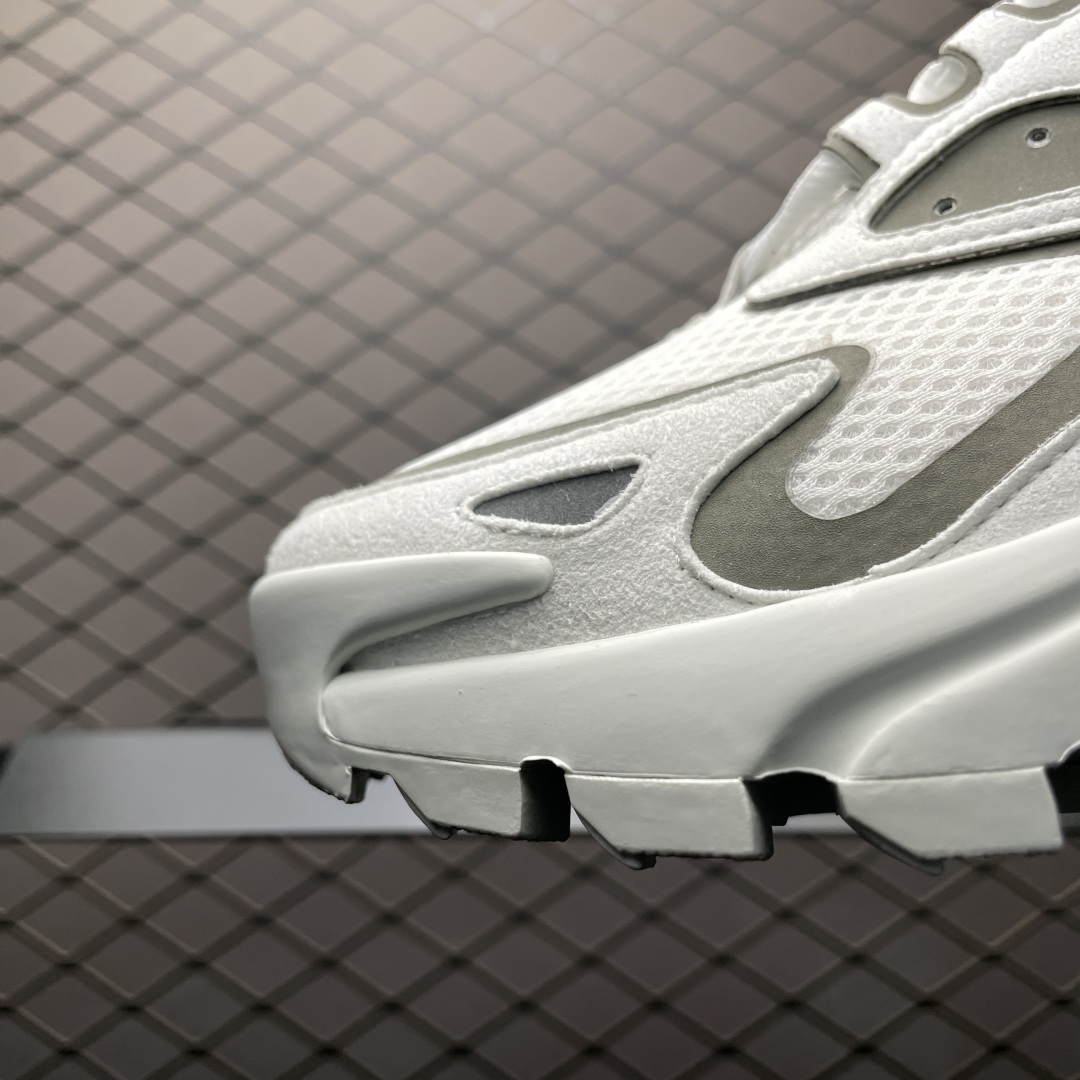 Trendy Retro Sneakers