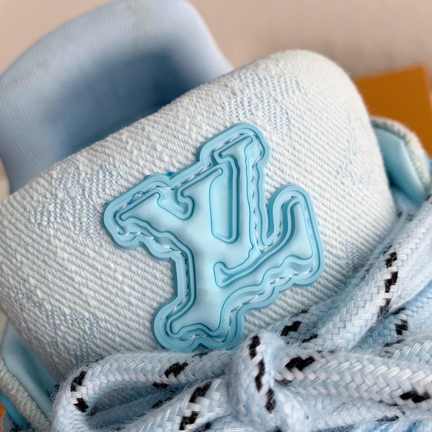 BLUE TRAINER CANVAS SNEAKERS