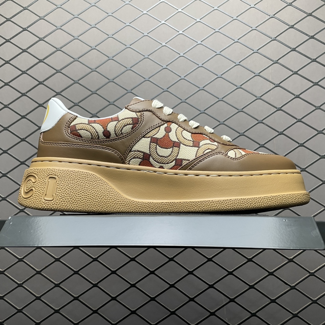 Screener Thick-soled Dirty Sneakers