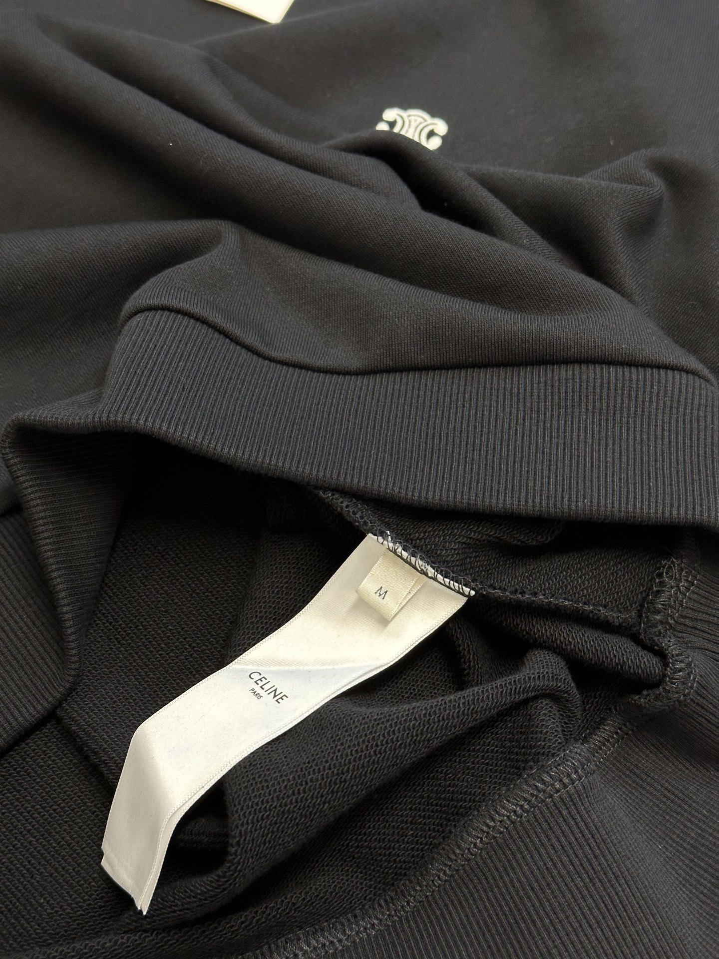 Embroidered Arc de Triomphe Sweatshirt