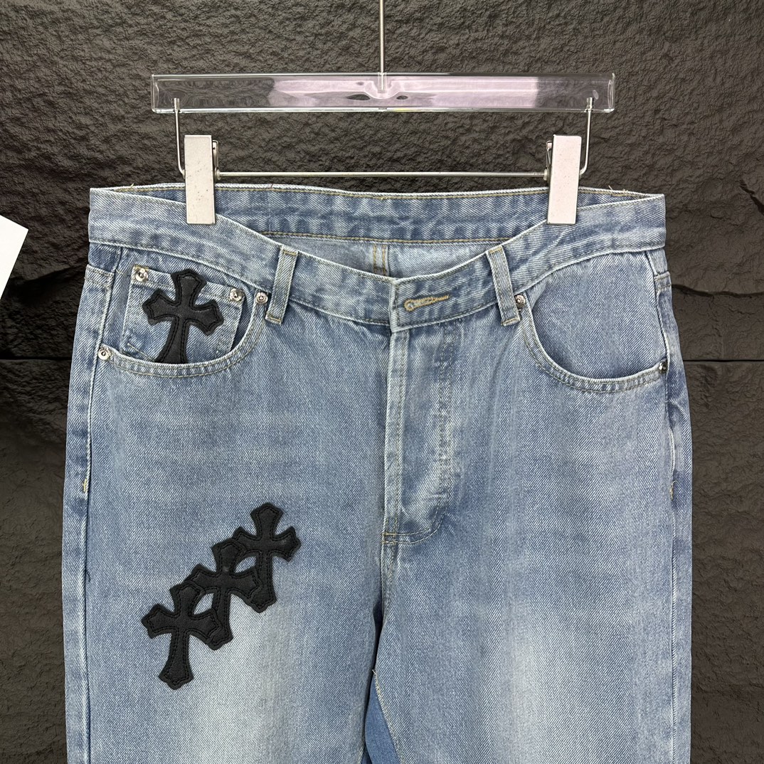 Cross-patch couple's washed jeans