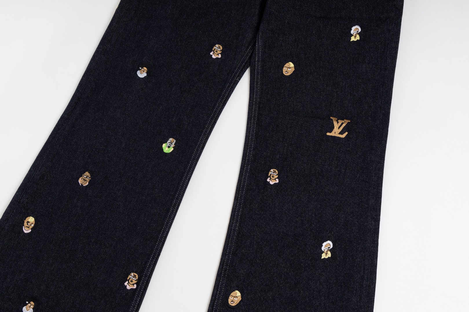 Embroidered Flared Jeans