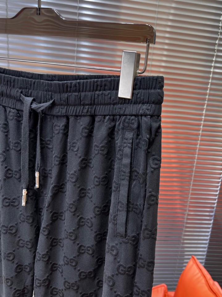 All-over Jacquard Shorts