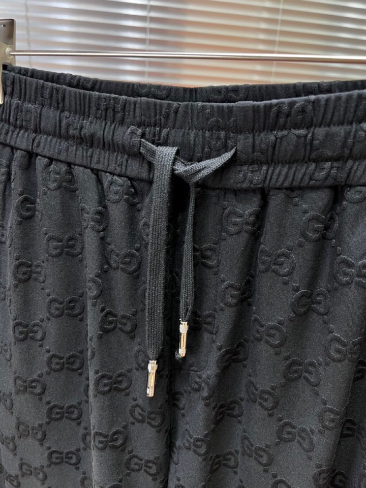 All-over Jacquard Shorts