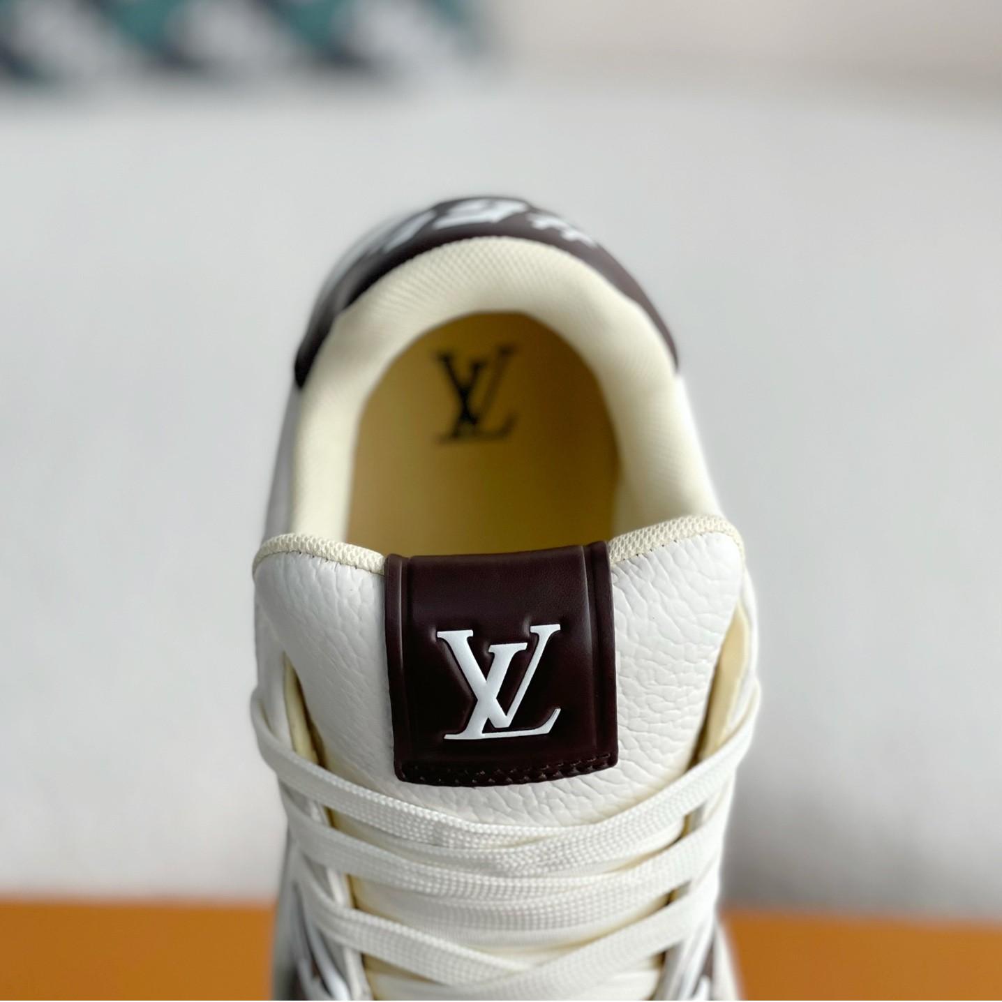 Giay Trainer 'Mocha Brown'