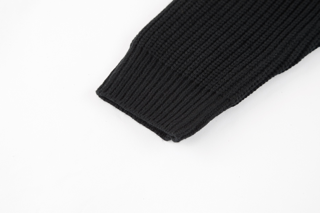 Cuff Jacquard Cashmere Sweater