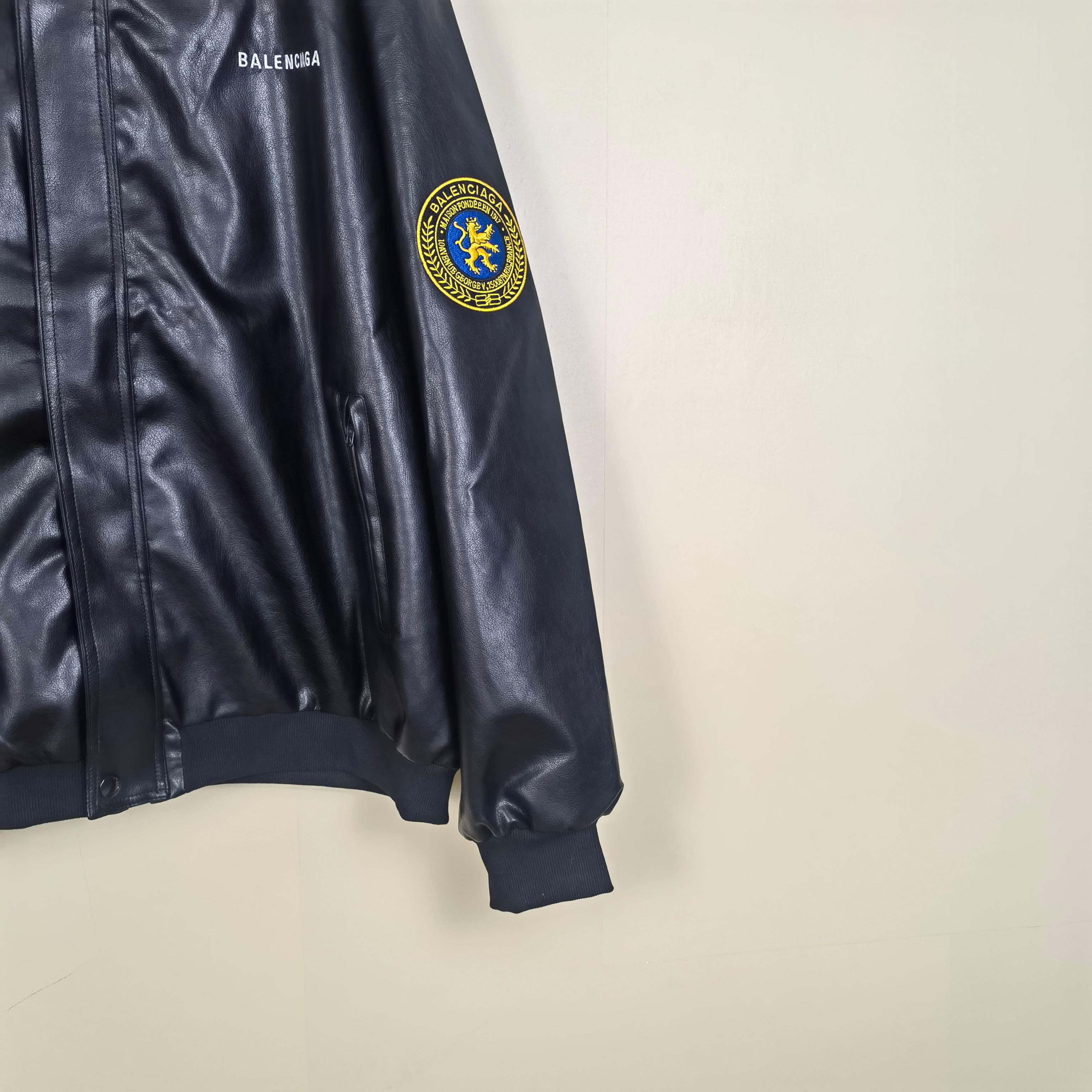 Embroidered Round Patch Bomber Jacket