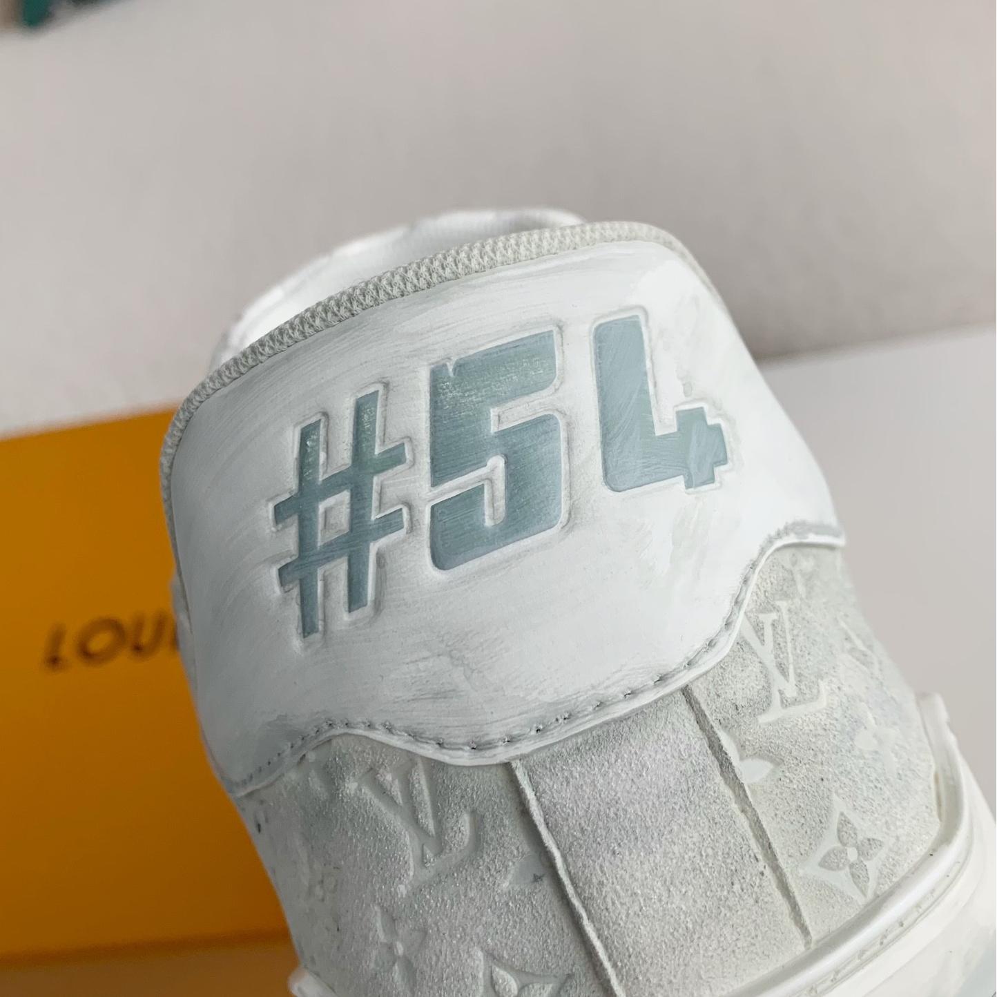 Trainer White Monochrome