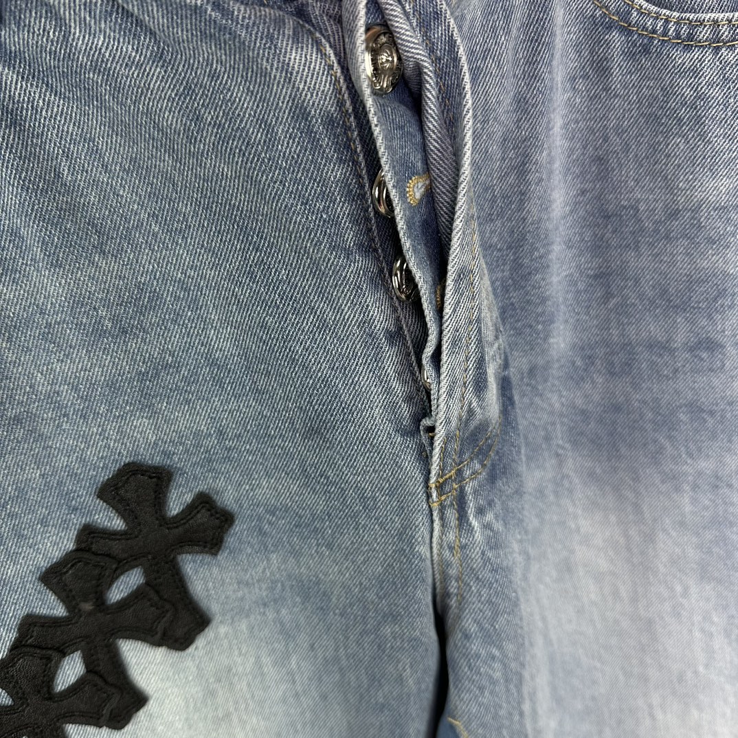 Cross-patch couple's washed jeans