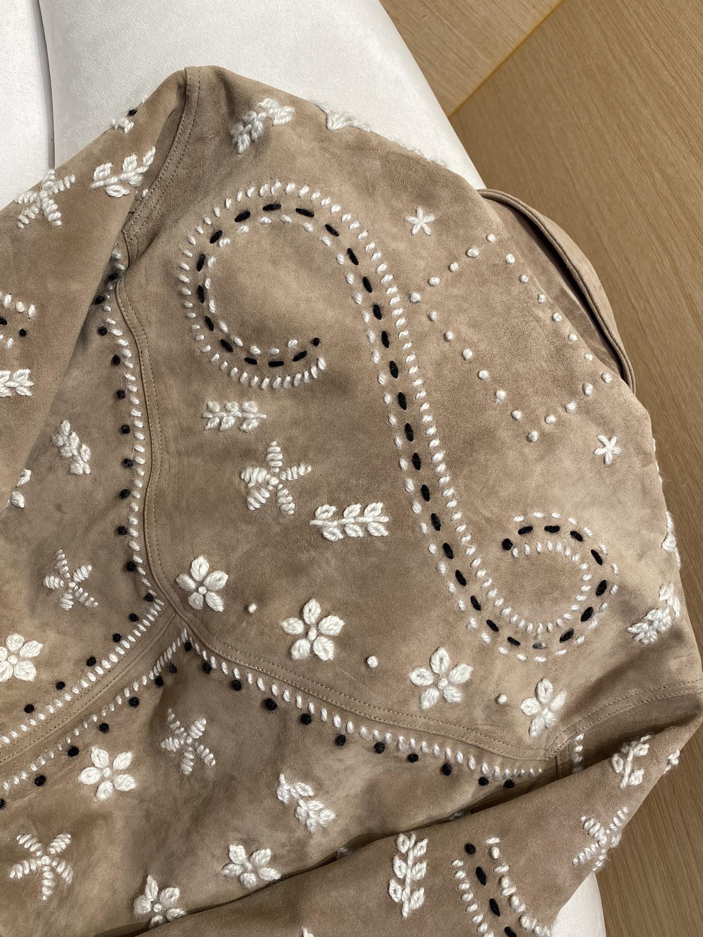 Thick wool 3D embroidered leather jacket