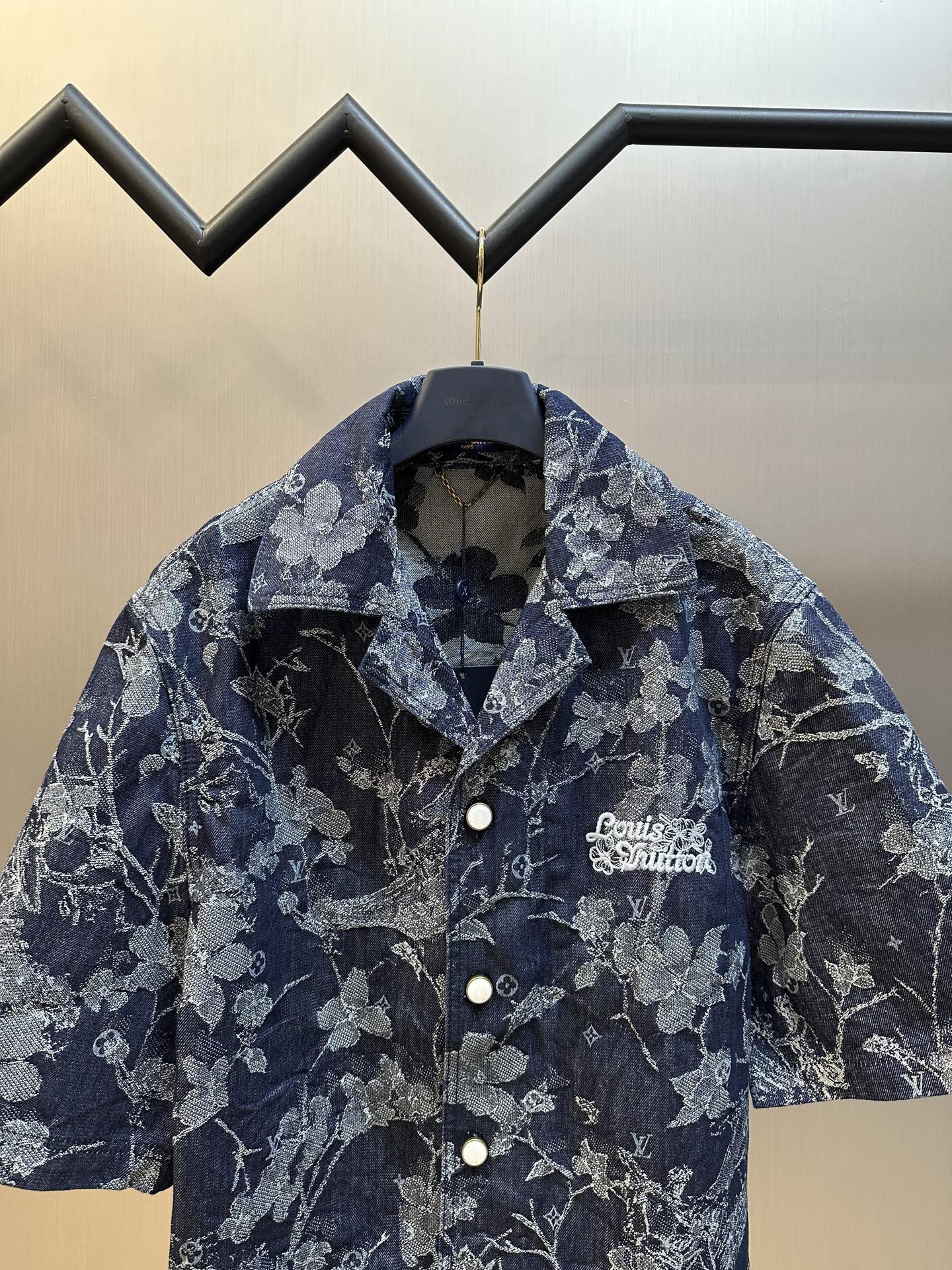 Jacquard Embroidered Denim Short-Sleeve Shirt