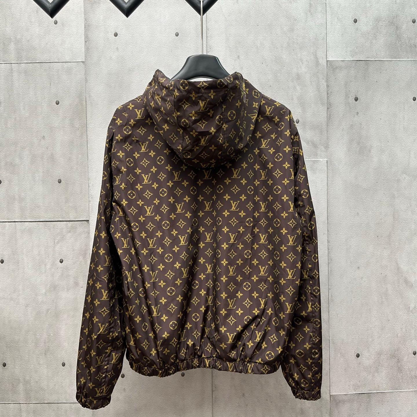 reversible hooded zip-up jacket