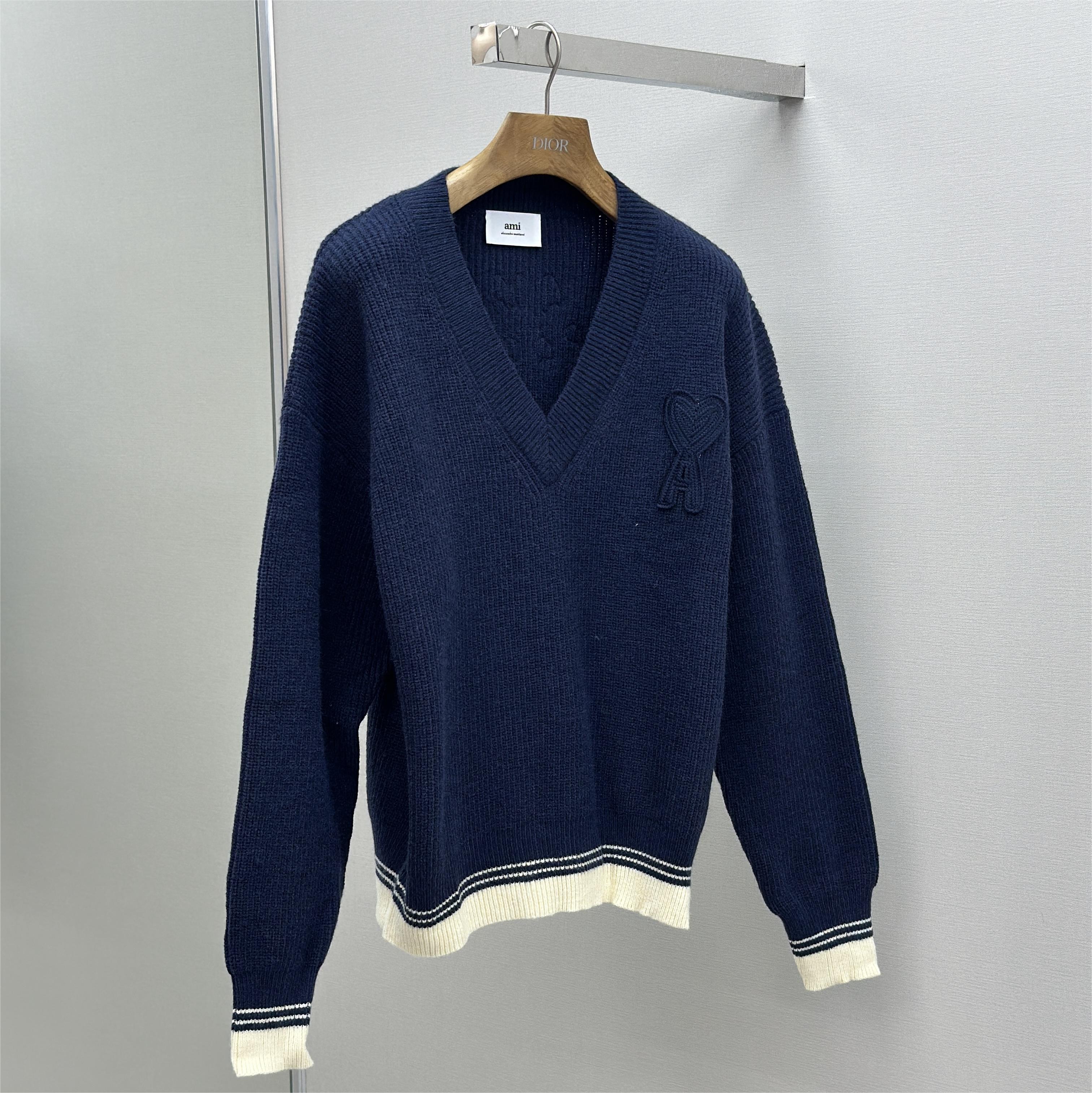 Heart Stripe V-Neck Long Sleeve Sweater