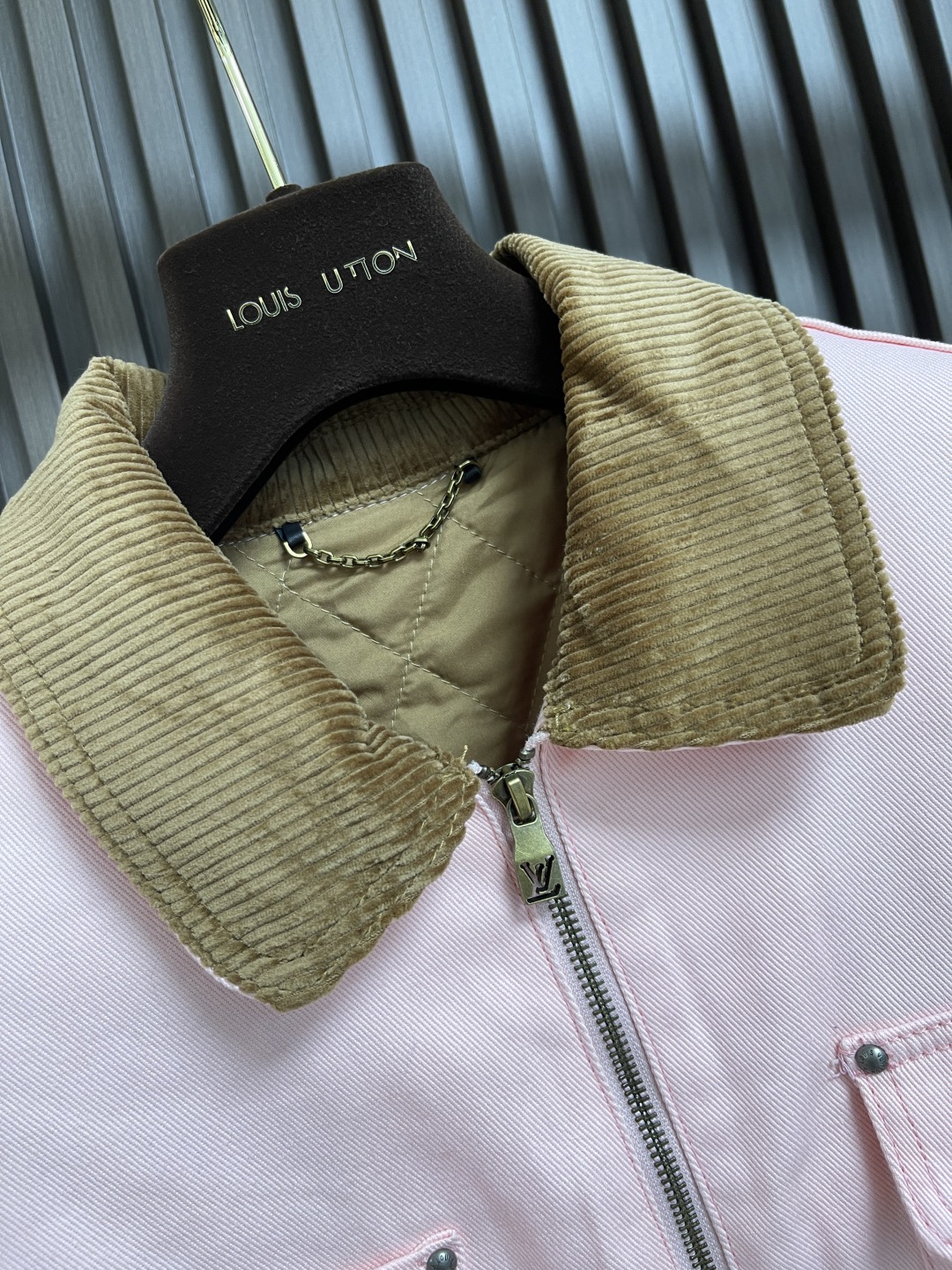 Fashionable pink denim jacket