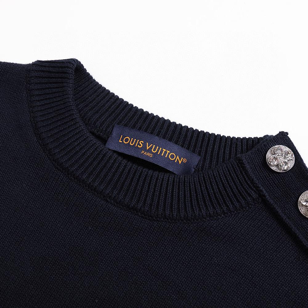 conch embroidered diamond sweater