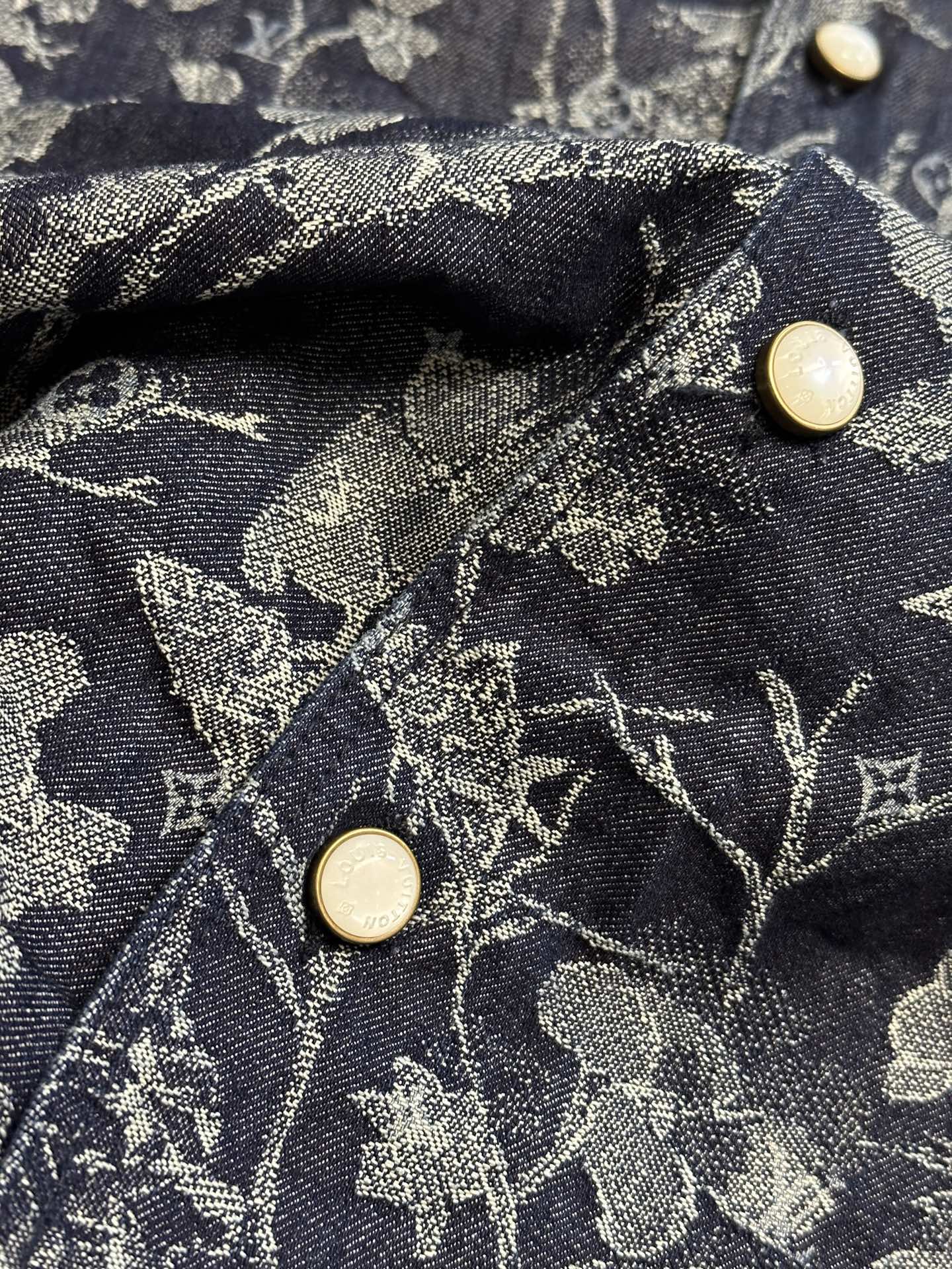 Jacquard Embroidered Denim Short-Sleeve Shirt