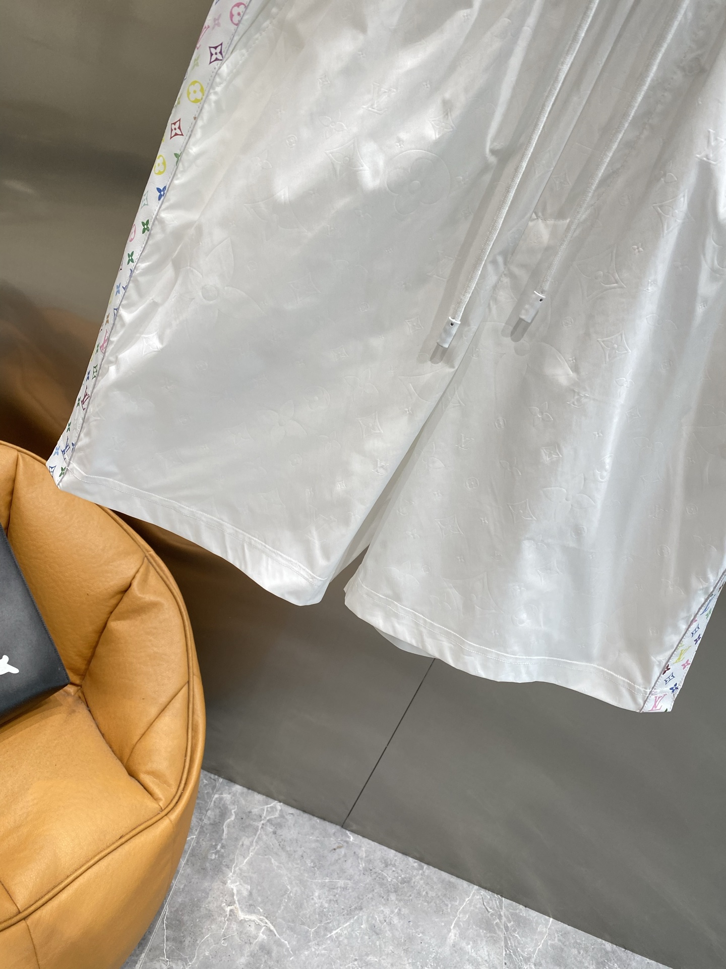 Side White Printed Shorts