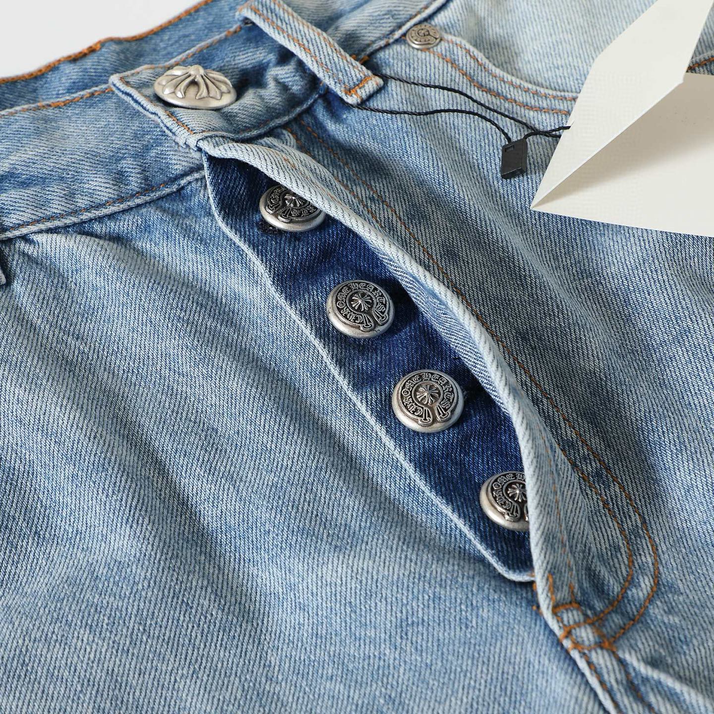 25SS Red Cross Patch Leather-Appliqué Jeans