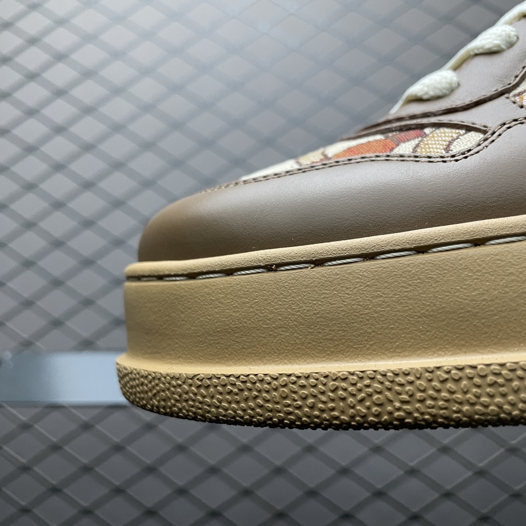 Screener Thick-soled Dirty Sneakers