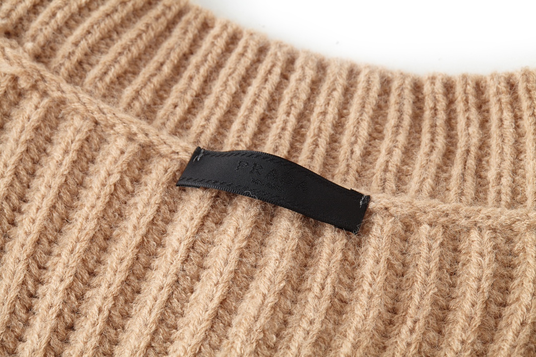 Embroidered Wool Cardigan