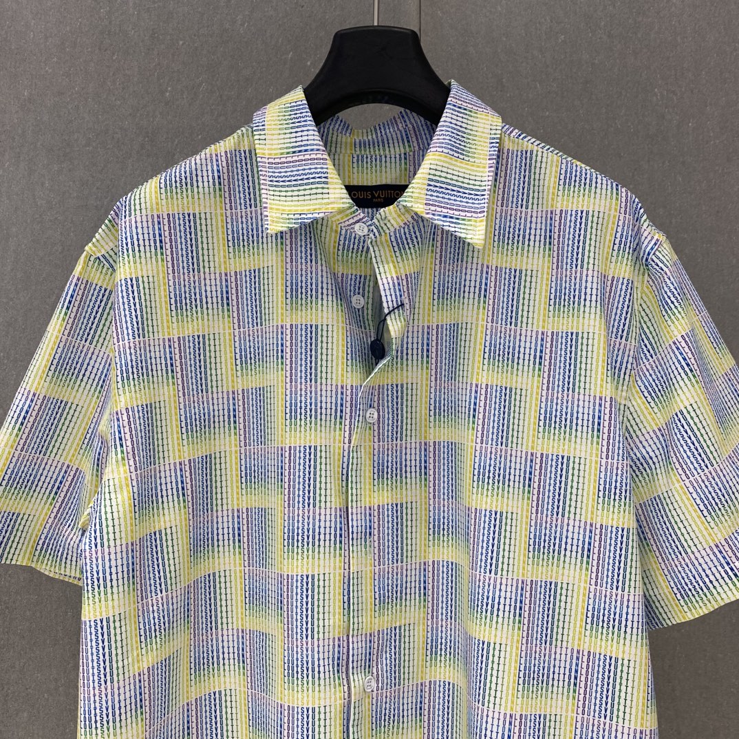 Staircase Gradient Short-Sleeve Shirt