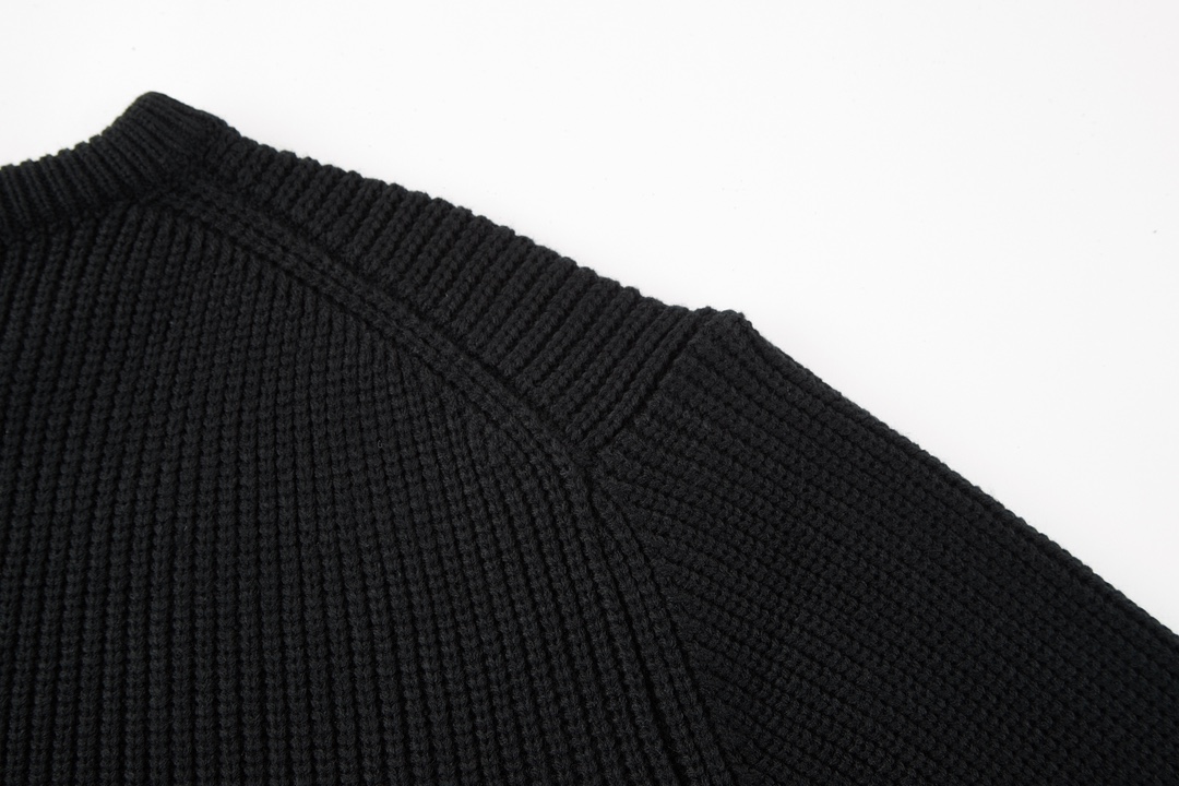 Cuff Jacquard Cashmere Sweater