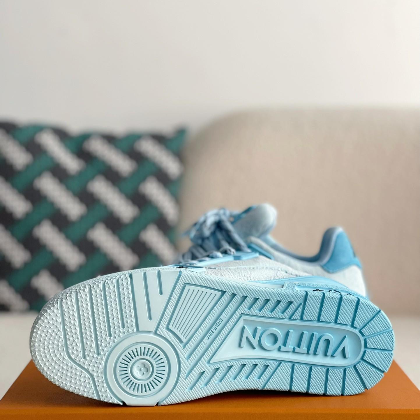 BLUE TRAINER CANVAS SNEAKERS